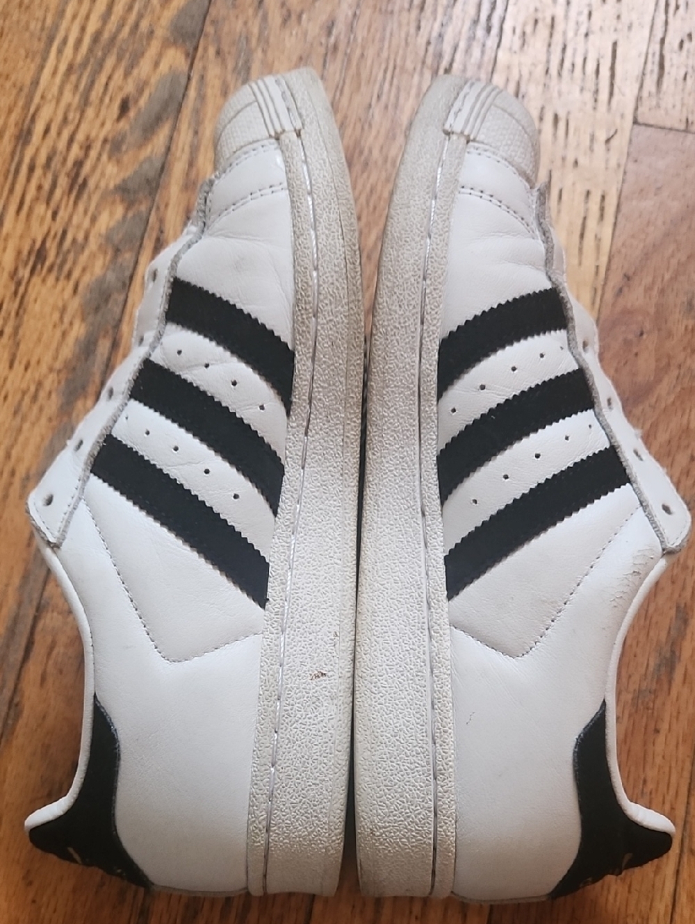 Adidas Superstar- Embroidered - Picture 5 of 9